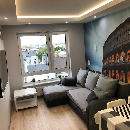 Klimatyzowany Apartament Roma Z Garazem Podziemnym เคียลเซ ภายนอก รูปภาพ