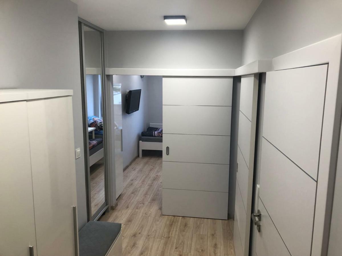 Klimatyzowany Apartament Roma Z Garazem Podziemnym เคียลเซ ภายนอก รูปภาพ