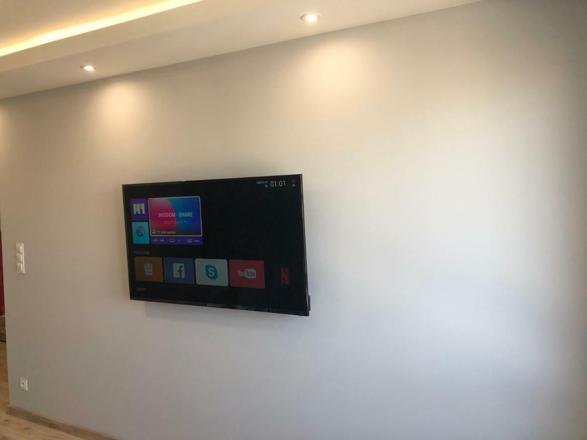 Klimatyzowany Apartament Roma Z Garazem Podziemnym เคียลเซ ภายนอก รูปภาพ