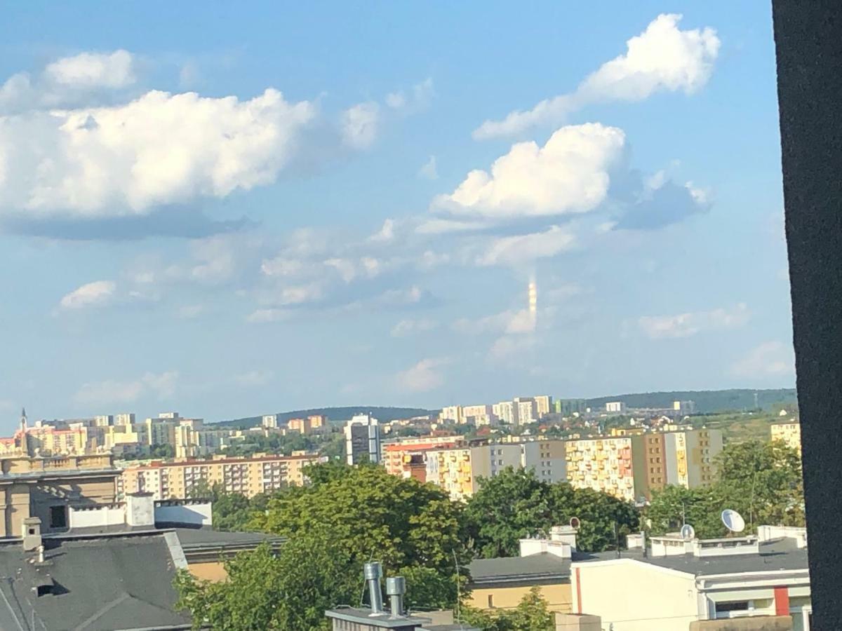 Klimatyzowany Apartament Roma Z Garazem Podziemnym เคียลเซ ภายนอก รูปภาพ
