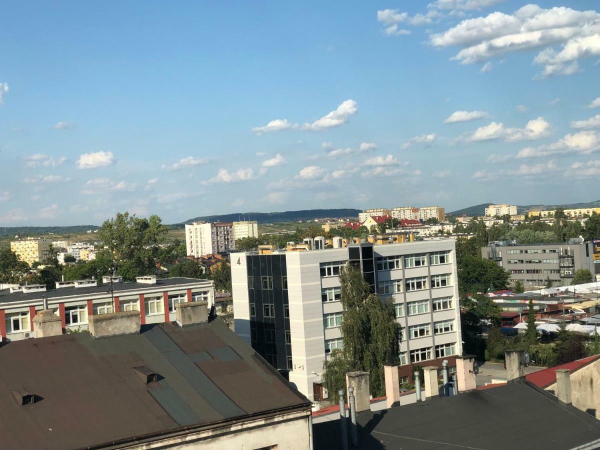 Klimatyzowany Apartament Roma Z Garazem Podziemnym เคียลเซ ภายนอก รูปภาพ